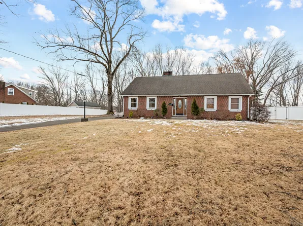 28 South End Road, Southington, CT 06489