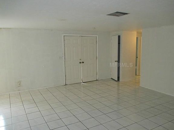 3rd image of 6001 N Himes Ave