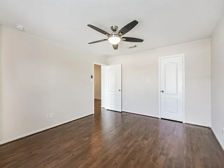 2601 Hewn Rock Way — Photo 28