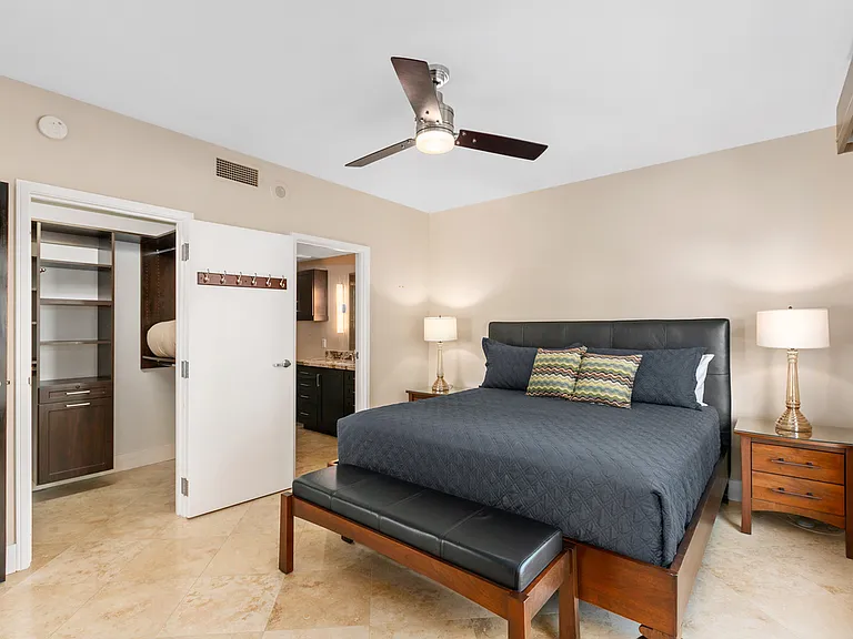 645 Front St #1006 — Photo 11