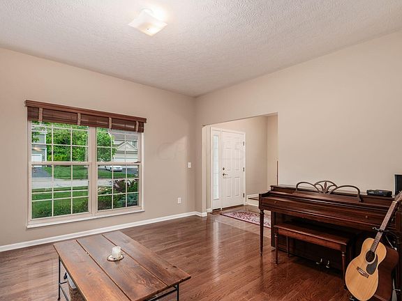5th image of 7333 Claddaugh Ln