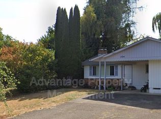 1104 NE North Nebergall Loop, Albany, OR 97321