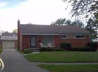 1030 Balmoral Dr, Mount Clemens, MI