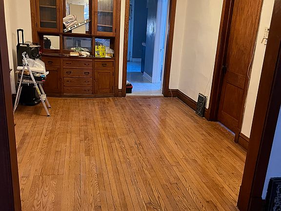 4th image of 7022 S Union Ave