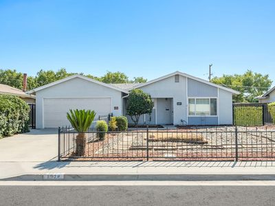 137 W Spruce Ave, Lemoore, CA, 93245