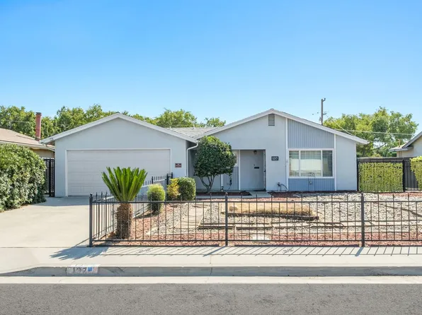 137 W Spruce Ave, Lemoore, CA 93245