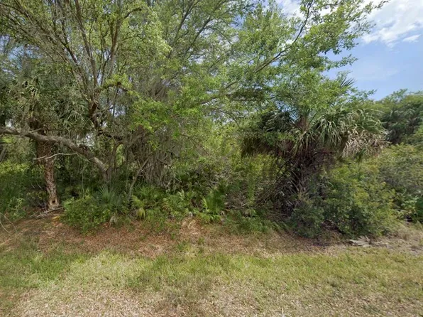 3542 Mentone St #13, Punta Gorda, FL 33980