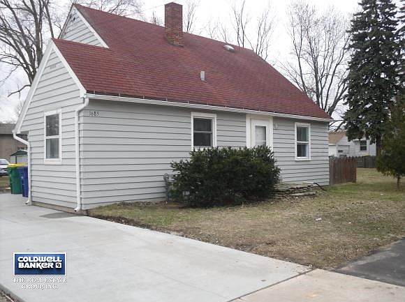 1st image of 1685 Shawano Ave