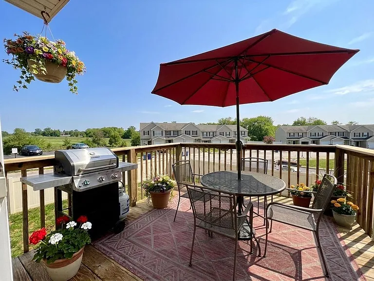 710 Rachel Dr — Photo 8