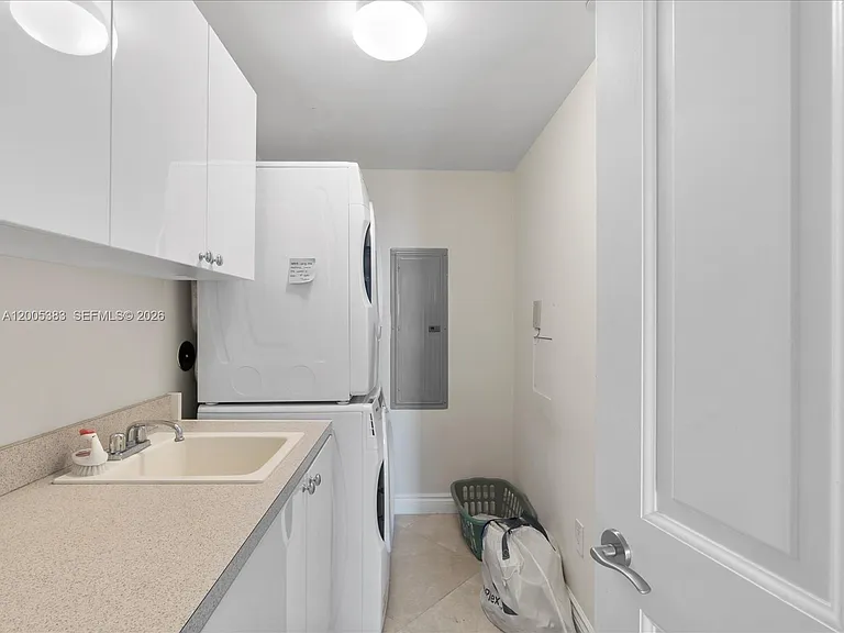 17875 Collins Ave #3305 — Photo 20
