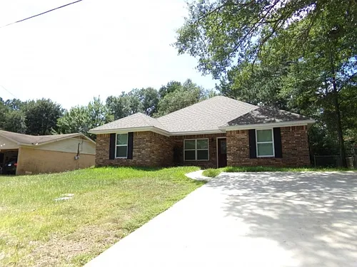4715 Pearl St Photo 1