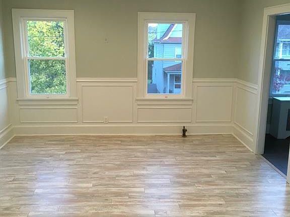 3rd image of 16 Minerva Pl APT 2A
