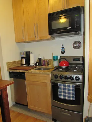 Rented by Majesty Management | media 38