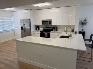 Sunrise Lakes Iv, Sunrise, FL 33322