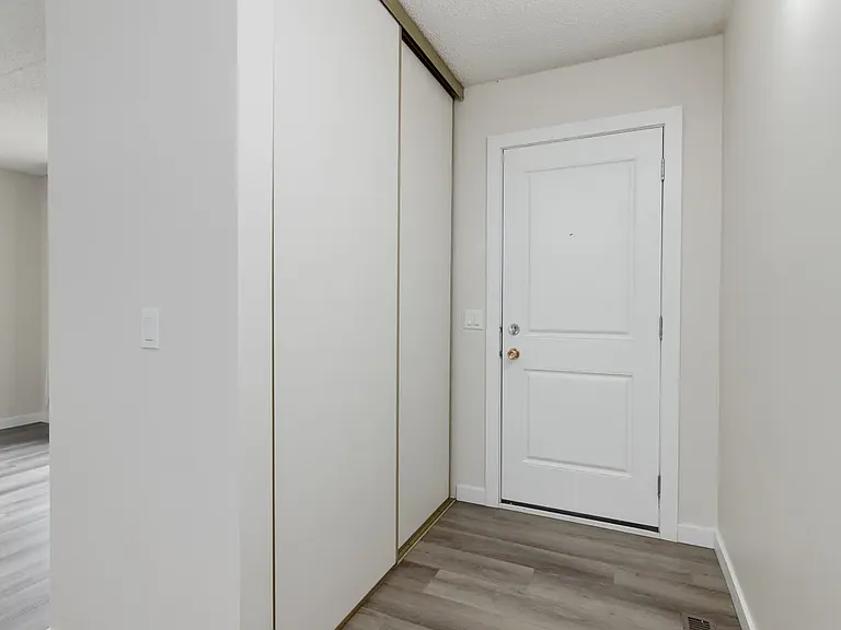 739 Bracewood Dr SW — Photo 89