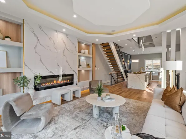 513 Salmon St, Philadelphia, PA 19125