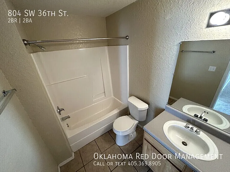 804 SW 36th St — Photo 6