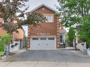 132 Muirland Cres, Brampton, ON L6X 4G2
