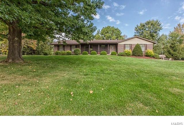 1st image of 149 Kings Dr