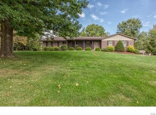 149 Kings Dr, Florissant, MO