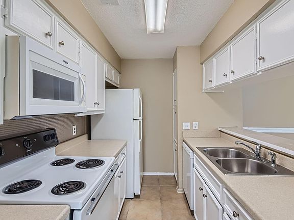 5th image of 10616 Mellow Mdws APT 35D