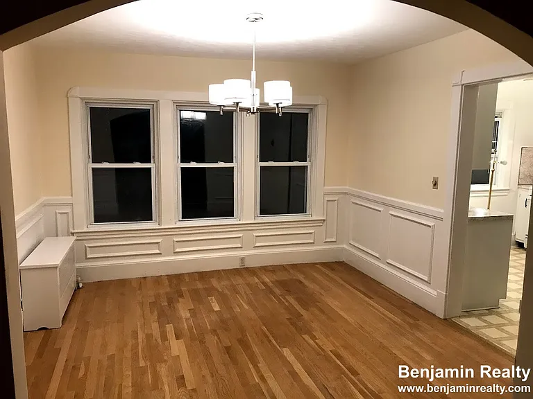 28 Beaconsfield Rd #1 — Photo 8