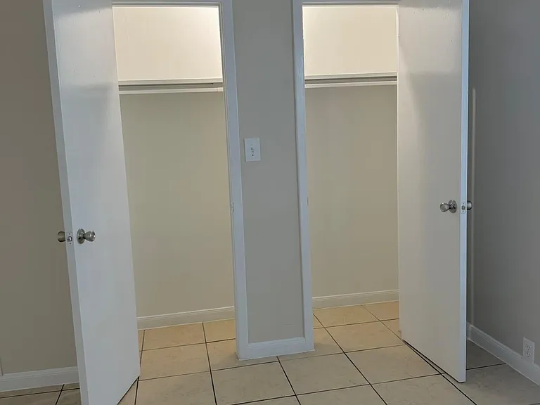 Southern Oaks Apartments — Photo 55