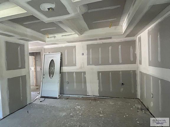 3rd image of 2485 Goodwin Ct