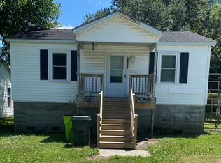 2403 Oaks Rd, New Bern, NC 28560