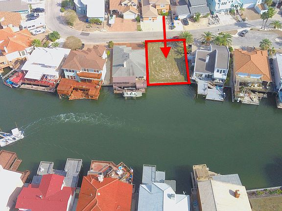 3rd image of 15337 Cartagena Ct