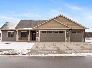 835 Crockett DRIVE, Holmen, WI 54636