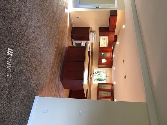 5th image of 11615 242 Avenue E