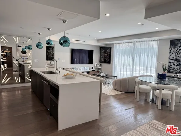 1017 N Croft Ave #103, Los Angeles, CA 90069