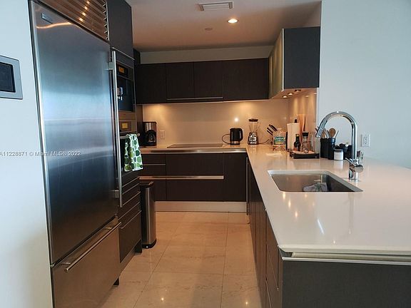 5th image of 17001 Collins Ave #0