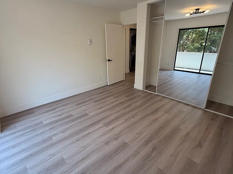 1609 Veteran Ave #3 — Photo 15