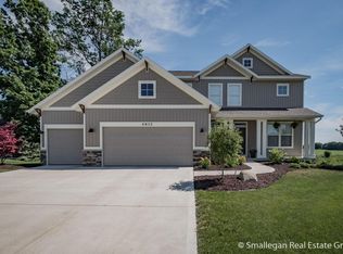 4612 Gordonshire Dr, Walker, MI 49534