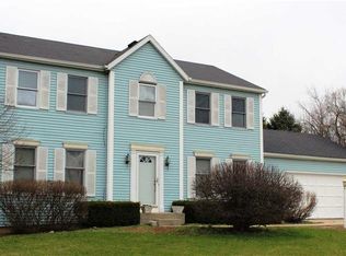 51800 Waterford Ln, Granger, IN 46530