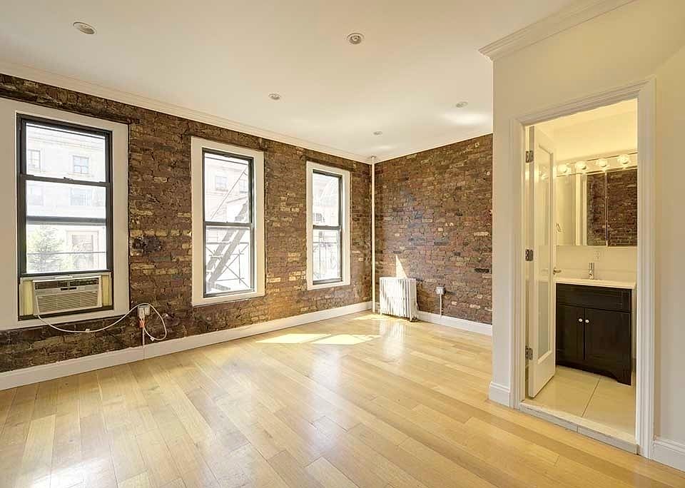 1st image of 163 Mulberry St #25
