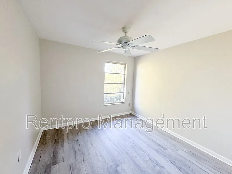 2 bed, 2.0 bath, 1400 sqft, $1,499 — Photo 4