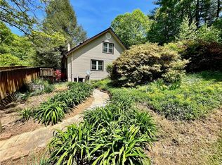 34 Bobo Dr, Fairview, NC 28730