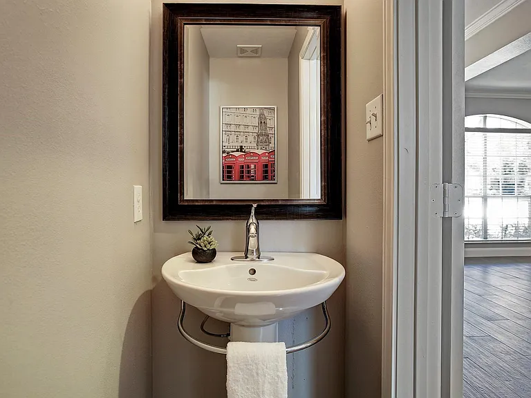 5630 Heather Run — Photo 13