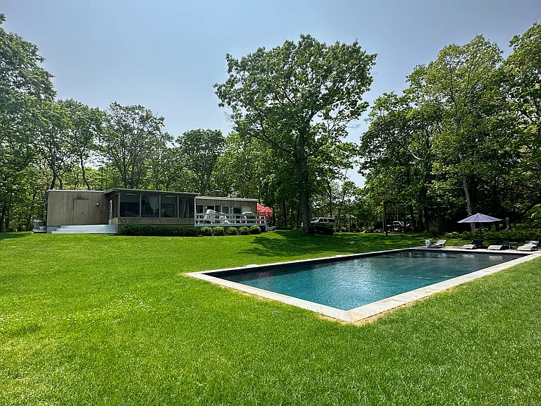 403 Springs Fireplace Rd — Photo 4