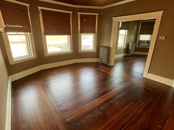 2nd image of 82 Salem St Floor 2