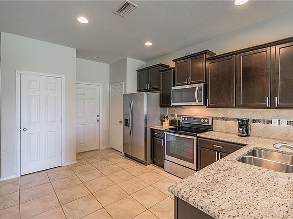 4th image of 8740 Turnstone Haven Pl