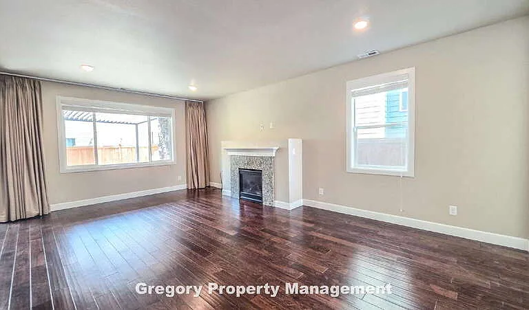 17320 40th Ave SE — Photo 5