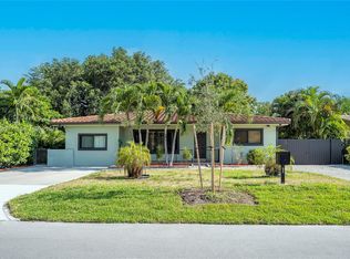717 NE 162nd St, Miami, FL 33162