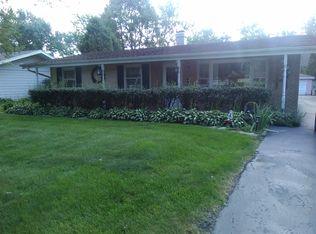 435 Ray May Dr, Joliet, IL 60433