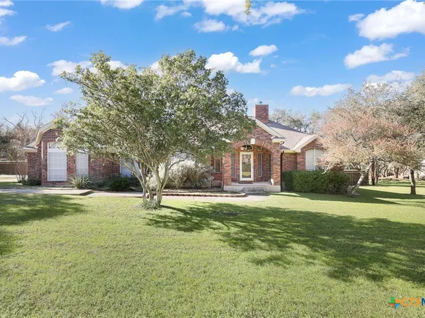 116 Poplar Dr, Mountain City, TX 78610