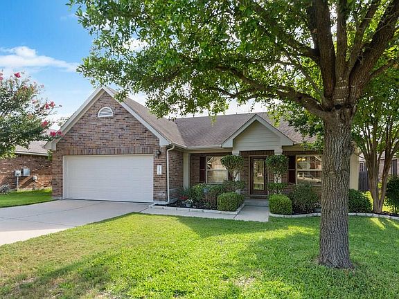 4th image of 137 Justin Leonard Dr