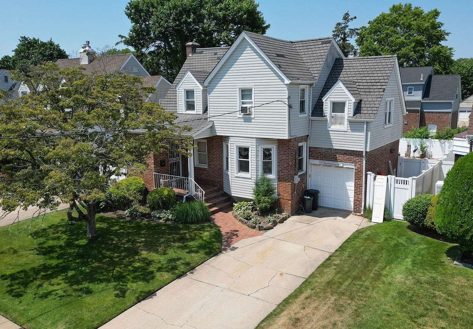 14 Buckingham Road, Merrick, NY 11566 MLS 3488811 Zillow